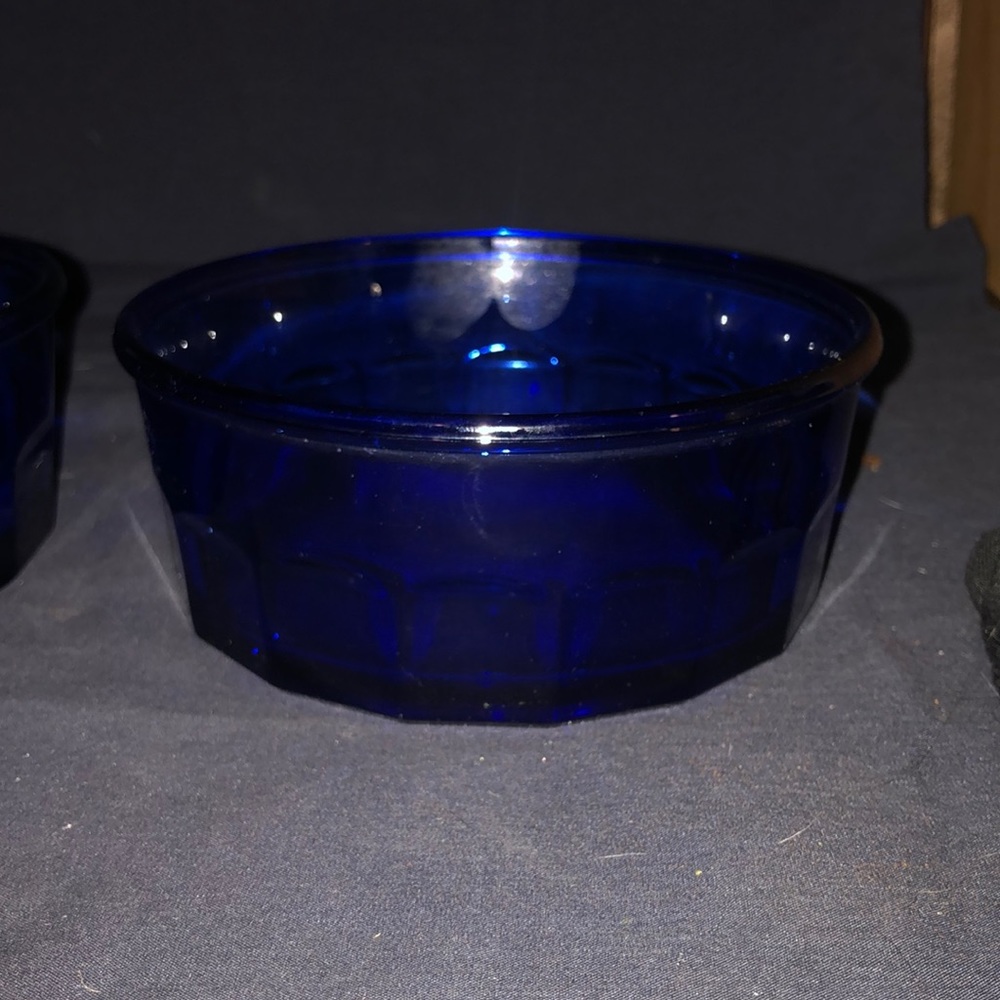 Two 5 1/4” Cobalt Blue Bowls - Picture 2 of 5
